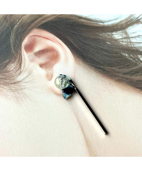 tone(トーン)の「【Willija】金属アレルギー対応《月葉》紫陽花の月モチーフピアス(MA)(ピアス(両耳用)・レディース・シルバー系その他/ゴールド系その他/グリーン系その他/ブラック・FREE)」の9枚目の写真