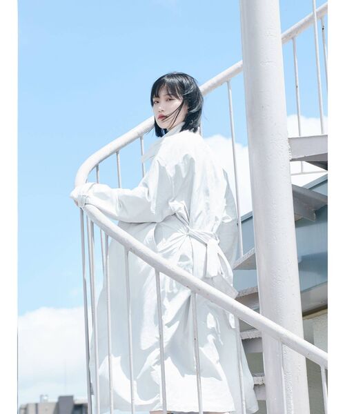 MURUA（ムルーア）の「【AOI】インナーコットンスタンドカラーコート（ステンカラーコート・レディース・カーキ/アイボリー・FREE）」の6枚目の写真