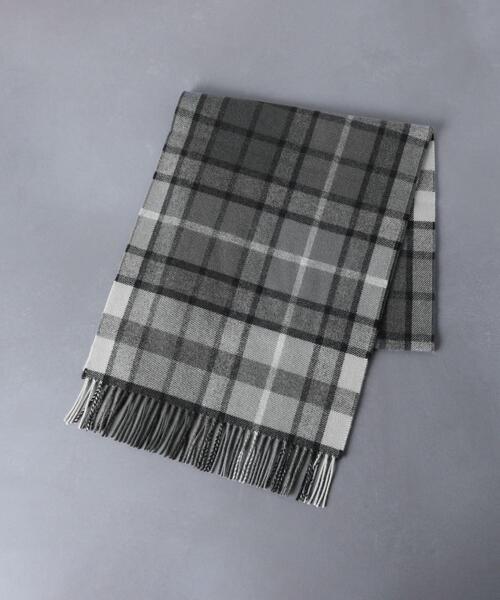Johnstons of Elgin(ジョンストンズオブエルガン)の「【別注】<JOHNSTONS(ジョンストンズ)> 2プライ チェック マフラー 35✕170(マフラー・メンズ・グレー・FREE)」の3枚目の写真