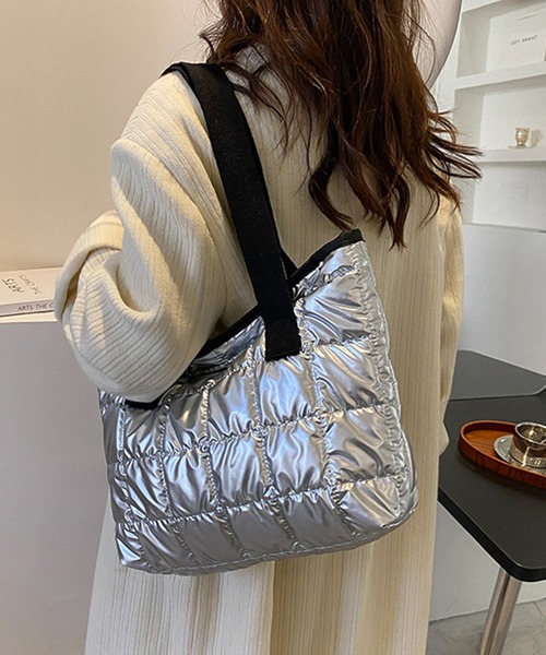 キルティングハンドバッグ　ブラックホワイト　白黒　cc GYDA キルティングBOX BAG（オフホワイト） -ファッション通販