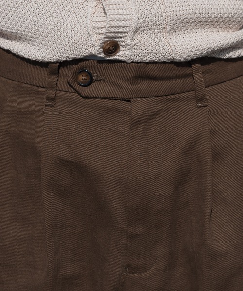 kutir（クティール）の「センタープレスチノパンツ（チノパンツ・メンズ・ブラウン/カーキ/イエロー・SMALL/MEDIUM/LARGE）」の10枚目の写真