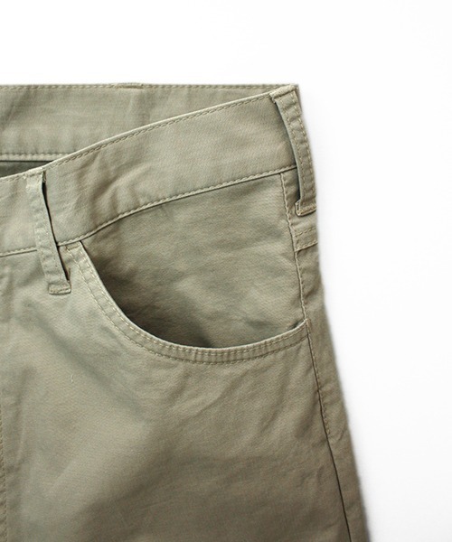 Universal Style Wear(ユニバーサルスタイルウェア)の「Universal Style Wear ストレッチ フレア パンツ(チノパンツ・メンズ・チャコールグレー/ブラック/グレー/ライトベージュ・MEDIUM/LARGE/X-LARGE)」の17枚目の写真