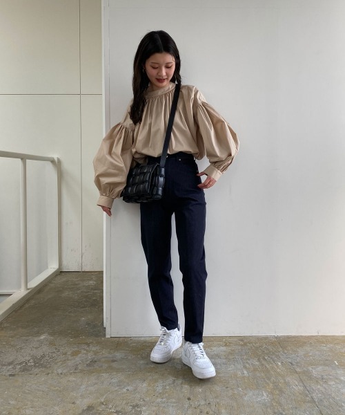 I_am(アイアム)の「stretch tapered denim(デニムパンツ・レディース・ダークネイビー・S/M)」の5枚目の写真