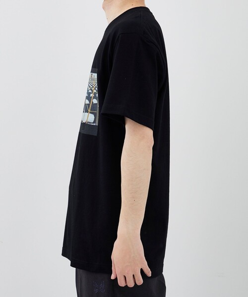 STUDIOUS(ステュディオス)の「PHOTO TEE 2(Tシャツ/カットソー・メンズ・ホワイト/ブラック・L/XL/M)」の4枚目の写真