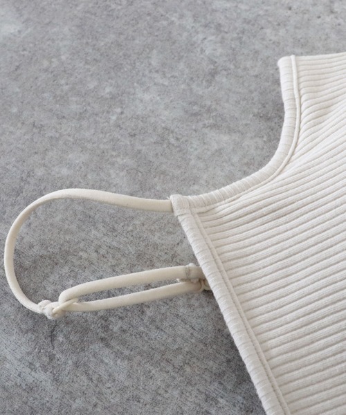 archives(アルシーヴ)の「パット付きダブルストラップキャミソール(キャミソール・レディース・グリーン系その他/ブラック/オフホワイト/パープル・MEDIUM)」の17枚目の写真