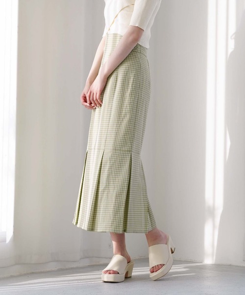 archives（アルシーヴ）の「【setupにも】チェックタック切替スカート（スカート・レディース・ベージュ/ネイビー/グリーン・MEDIUM）」の13枚目の写真
