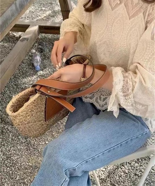 AsRiRe(アスリレイ)の「【AsRiRe】刺しゅうレースブラウス(シャツ/ブラウス・レディース・ホワイト/ベージュ・M)」の11枚目の写真