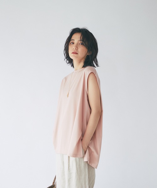 RIVE DROITE(リヴドロワ)の「バックタックカットソー(Tシャツ/カットソー・レディース・オフホワイト/ピンク/ブラック・FREE)」の9枚目の写真