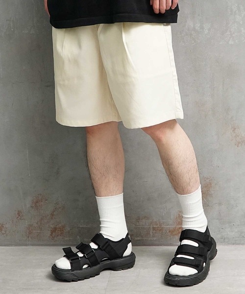 JOKER（ジョーカー）の「【JOKER】ワイド ワークショーツ シェフショーツ イージーパンツ タック チノパン 総柄  春服 ショートパンツ（チノパンツ・メンズ・ブラック/ベージュ/グレー/ネイビー/ブラウン/アイボリー/カーキ/カモフラージュ/ストライプ/インディゴブルー/ネイビー系1/ワンウォッシュ・LL/M/L）」の2枚目の写真