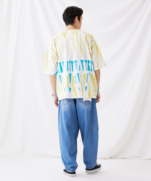 JOURNAL STANDARD（ジャーナルスタンダード）の「ムラゾメタイダイ クルーネック ワイド Tシャツ（Tシャツ/カットソー・メンズ・グリーン系その他/レッド系その他/ブルー/イエロー系その他・LARGE/MEDIUM）」の8枚目の写真