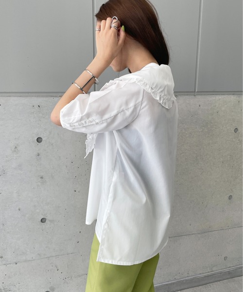 StyleSea（スタイルシー）の「Vネックフリルブラウス（シャツ/ブラウス・レディース・ホワイト/ブラック/グレー/ターコイズブルー/ライトグレー/ブラック系その他/ホワイト系その他・MEDIUM）」の12枚目の写真