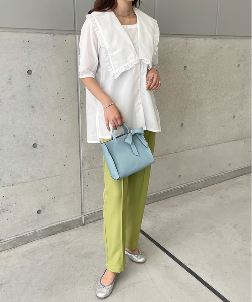 StyleSea（スタイルシー）の「Vネックフリルブラウス（シャツ/ブラウス・レディース・ホワイト/ブラック/グレー/ターコイズブルー/ライトグレー/ブラック系その他/ホワイト系その他・MEDIUM）」の16枚目の写真