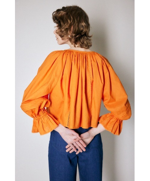 MOUSSY(マウジー)の「2WAY BOLERO シャツ(シャツ/ブラウス・レディース・ブラック/オフホワイト/オレンジ・FREE)」の6枚目の写真