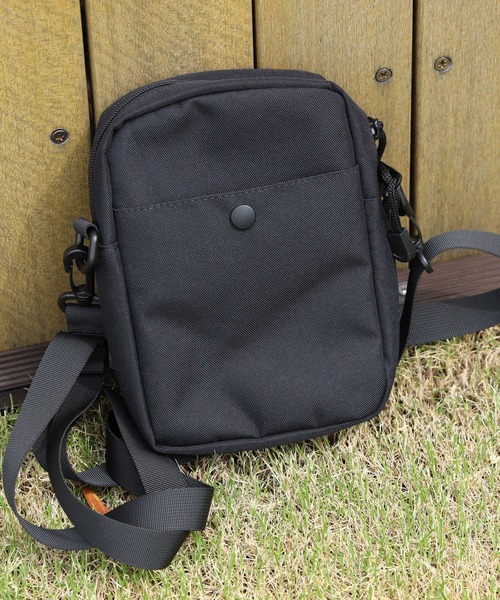 BEN DAVIS（ベンデイビス）の「【BEN DAVIS】カレッジショルダーバッグ（ショルダーバッグ・メンズ・ホワイト×ブラック/グリーン・フリー）」の12枚目の写真