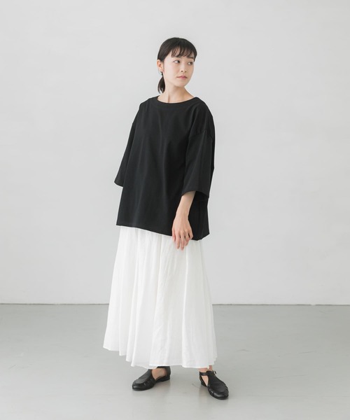 かぐれ ワイドカットソー プルオーバー ブラック かぐれ（カグレ）の「ワイド5分袖プルオーバー（Tシャツ