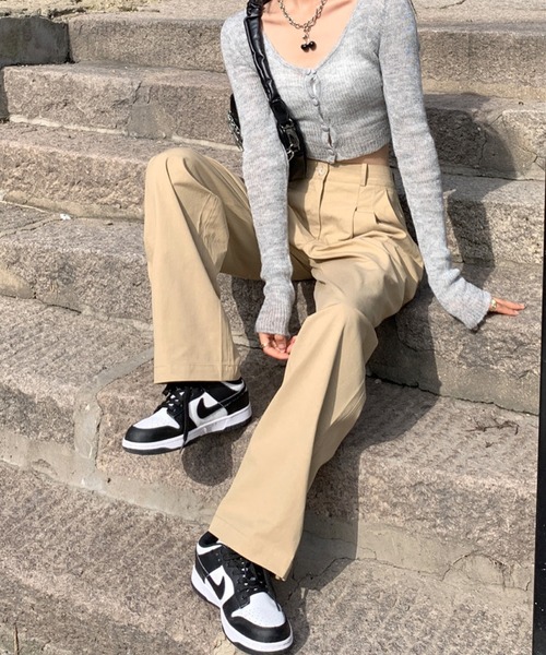 meJane（ミージェーン）の「タック入りシンプルチノパンツ【ZOZOTOWN限定】（チノパンツ・レディース・ベージュ・S/M）」の7枚目の写真