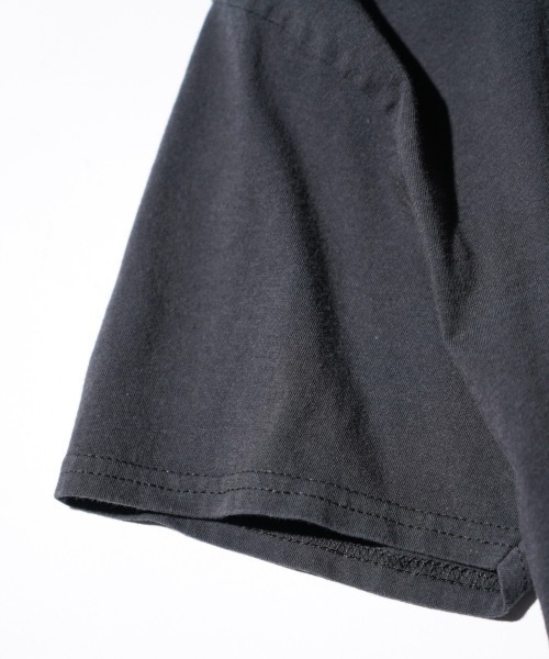 THRIFTY LOOK（スリフティールック）の「THRIFTY LOOK / スリフティールック THRIFTY "JOY DIVISION" TEE ジョイ・ディビジョン バンドTシャツ バンT（Tシャツ/カットソー・メンズ・ブラック・LARGE/X-LARGE/MEDIUM）」の2枚目の写真