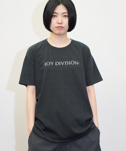 THRIFTY LOOK（スリフティールック）の「THRIFTY LOOK / スリフティールック THRIFTY "JOY DIVISION" TEE ジョイ・ディビジョン バンドTシャツ バンT（Tシャツ/カットソー・メンズ・ブラック・LARGE/X-LARGE/MEDIUM）」の9枚目の写真