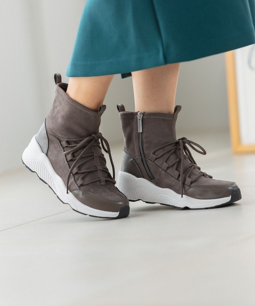 BAYFLOW（ベイフロー）の「レースアップスニーカーブーツ（ブーツ・レディース・ブラック/モカ・SMALL/MEDIUM/LARGE）」の19枚目の写真
