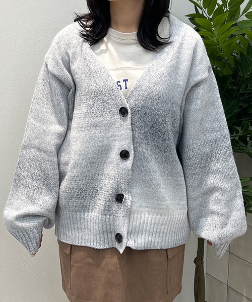 kutir(クティール)の「【2way◎】グラデニットカーディガン(カーディガン/ボレロ・レディース・ブラック/ピンク/オレンジ/ブルー・FREE)」の19枚目の写真