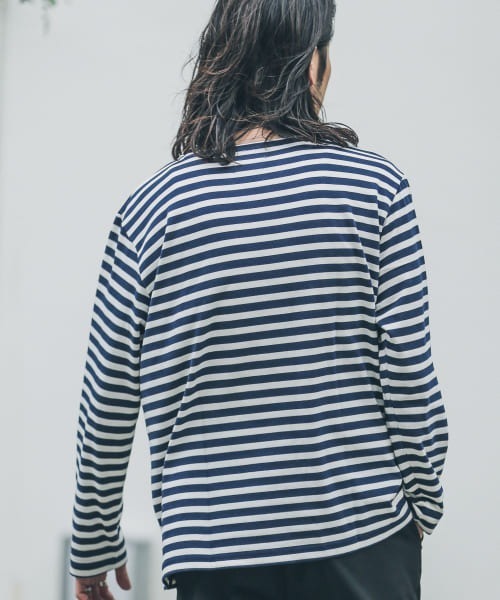 URBAN RESEARCH Sonny Label（アーバンリサーチサニーレーベル）の「ECORICHボーダーバスクロングスリーブTシャツ（Tシャツ/カットソー・メンズ・ホワイト系その他/グリーン系その他/ブルー系その他・MEDIUM/LARGE）」の8枚目の写真