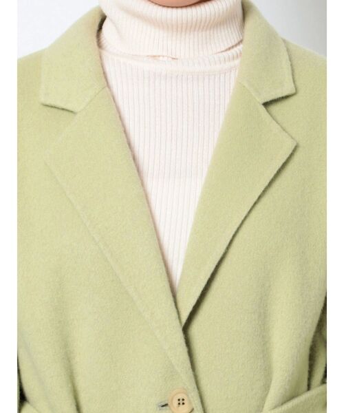 LAGUNAMOON(ラグナムーン)の「フォルムスリーブロングリバーコート(その他アウター・レディース・ホワイト/ベージュ/ライトグリーン・SMALL/MEDIUM)」の5枚目の写真