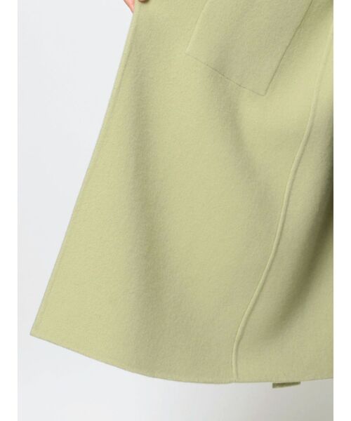 LAGUNAMOON(ラグナムーン)の「フォルムスリーブロングリバーコート(その他アウター・レディース・ホワイト/ベージュ/ライトグリーン・SMALL/MEDIUM)」の9枚目の写真