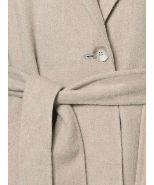 LAGUNAMOON(ラグナムーン)の「フォルムスリーブロングリバーコート(その他アウター・レディース・ホワイト/ベージュ/ライトグリーン・SMALL/MEDIUM)」の7枚目の写真