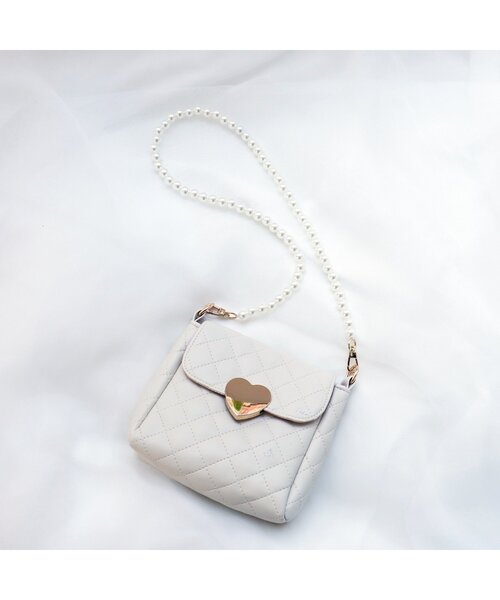 apres les cours（アプレレクール）の「キルティングポシェット（ショルダーバッグ・キッズ・ピンク/アイボリー・FREE）」の4枚目の写真