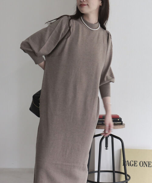 fredy emue（フレディエミュ）の「[新色追加]ボリュームスリーブニットワンピース（ワンピース・レディース・ブラウン/グレー/ブラック/ネイビー・38）」の7枚目の写真