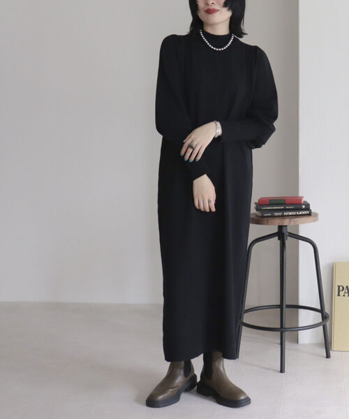 fredy emue（フレディエミュ）の「[新色追加]ボリュームスリーブニットワンピース（ワンピース・レディース・ブラウン/グレー/ブラック/ネイビー・38）」の9枚目の写真