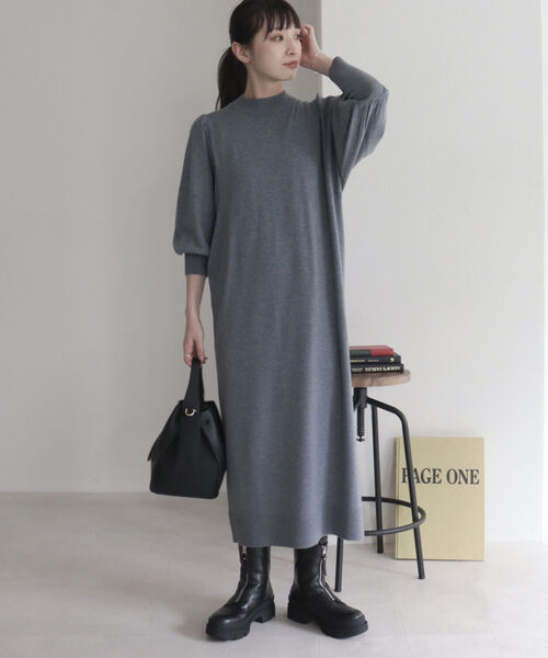 fredy emue（フレディエミュ）の「[新色追加]ボリュームスリーブニットワンピース（ワンピース・レディース・ブラウン/グレー/ブラック/ネイビー・38）」の17枚目の写真