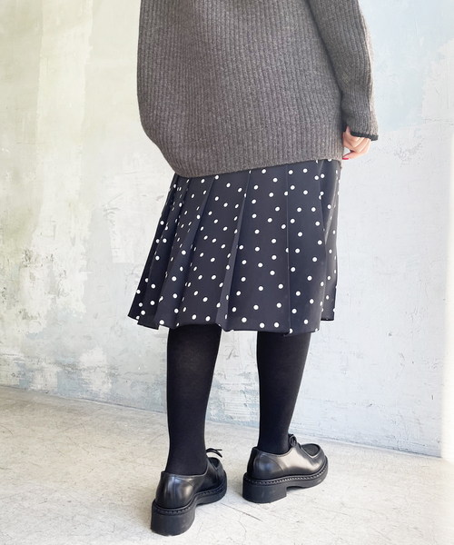Spick & Span（スピックアンドスパン）の「ドットタックスカート（スカート・レディース・その他2/マルチ・36/38）」の10枚目の写真