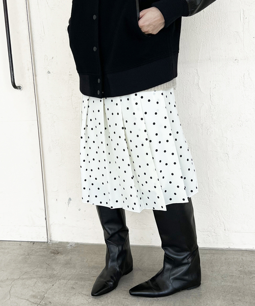 Spick & Span（スピックアンドスパン）の「ドットタックスカート（スカート・レディース・その他2/マルチ・36/38）」の16枚目の写真