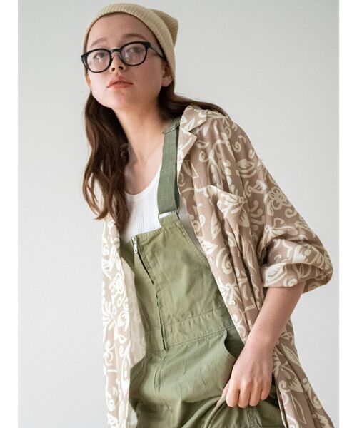 Ungrid(アングリッド)の「リーフ柄開襟シャツ(シャツ/ブラウス・レディース・チャコールグレー/ベージュ・FREE)」の12枚目の写真