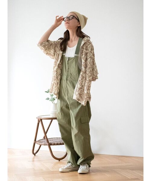 Ungrid(アングリッド)の「リーフ柄開襟シャツ(シャツ/ブラウス・レディース・チャコールグレー/ベージュ・FREE)」の13枚目の写真