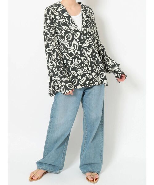 Ungrid(アングリッド)の「リーフ柄開襟シャツ(シャツ/ブラウス・レディース・チャコールグレー/ベージュ・FREE)」の21枚目の写真