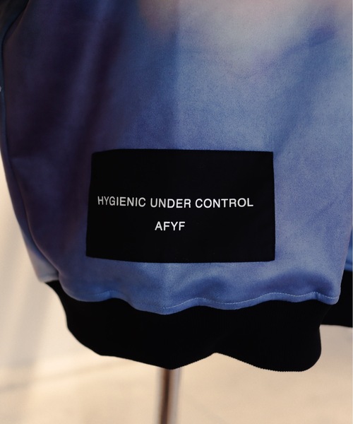 AFYF(エーエフワイエフ)の「AFYF SWEADE PATCH CREW2/ビッグシルエット スウェードパッチクルーネック(スウェット・メンズ・その他1/その他2/ワインレッド/その他/ブラック/ライトグレー/オリーブ/キャメル/ダークグレー/グリーン系その他/ブラック系その他・FREE)」の15枚目の写真