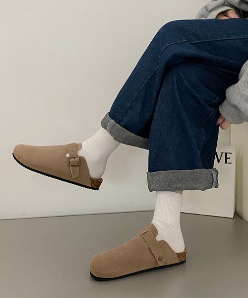 Vipoa(ヴィポア)の「ナロークロッグシューズ(スリッポン・レディース・ブラウン/ベージュ/ブラック・SMALL/MEDIUM/LARGE)」の5枚目の写真