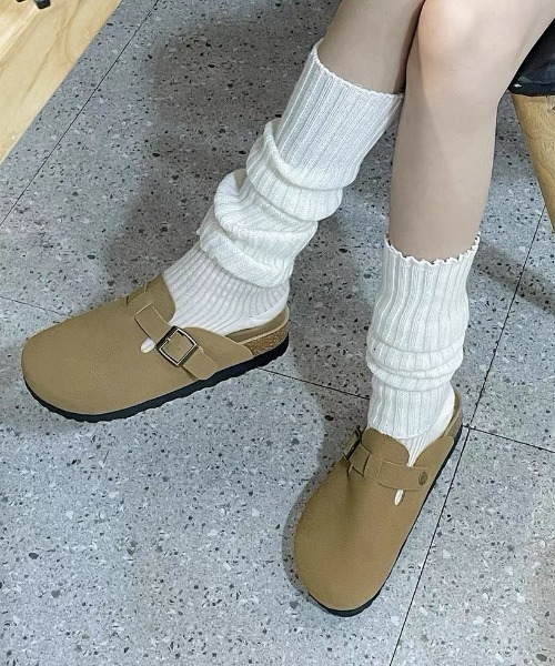 Vipoa(ヴィポア)の「ナロークロッグシューズ(スリッポン・レディース・ブラウン/ベージュ/ブラック・SMALL/MEDIUM/LARGE)」の7枚目の写真