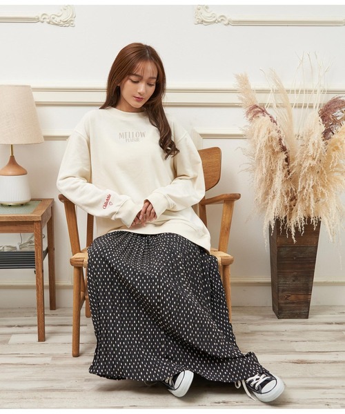 CHILLE（チル）の「MELLOW刺繍スウェットプルオーバー（スウェット・レディース・ネイビー/アイボリー/ピンク・FREE）」の7枚目の写真
