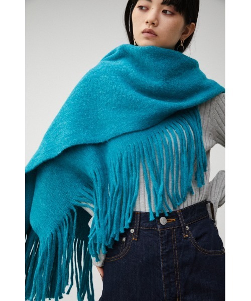 AZUL by moussy（アズールバイマウジー）の「KNIT FRINGE STOLE/ニットフリンジストール（ストール/ショール・レディース・ライトベージュ/ピンク/チャコールグレー/ターコイズブルー/オレンジ系その他・FREE）」の4枚目の写真