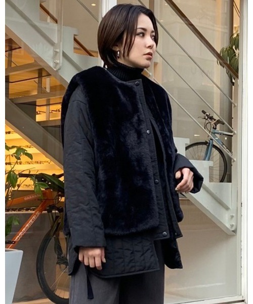 LiSeek（リシーク）の「【LiSeeK】ファーベスト付キルティングブルゾン（ブルゾン・レディース・ブラック/アイボリー/カーキ・FREE）」の2枚目の写真