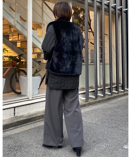 LiSeek（リシーク）の「【LiSeeK】ファーベスト付キルティングブルゾン（ブルゾン・レディース・ブラック/アイボリー/カーキ・FREE）」の5枚目の写真