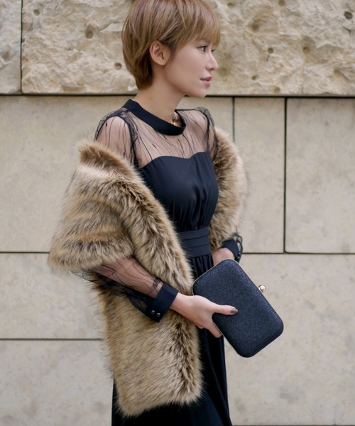 My shawty（ﾏｲｼｬｳﾃｨｰ）の「fur shawl（ストール/ショール・レディース・ブラック/グレー/ベージュ系その他/ライトベージュ・FREE）」の11枚目の写真