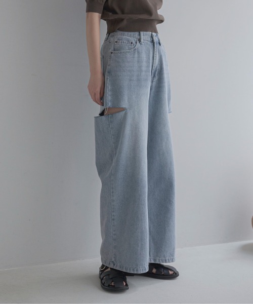 feepur（フェピュール）の「サイドスリットストレートワイドデニム（デニムパンツ・レディース・ブラック/ブルー/サックスブルー・MEDIUM/SMALL）」の2枚目の写真