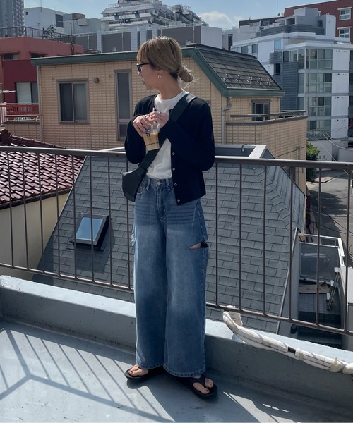 feepur（フェピュール）の「サイドスリットストレートワイドデニム（デニムパンツ・レディース・ブラック/ブルー/サックスブルー・MEDIUM/SMALL）」の10枚目の写真