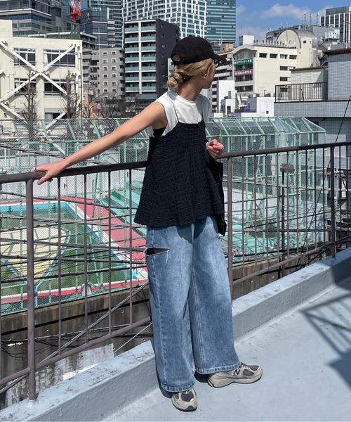 feepur（フェピュール）の「サイドスリットストレートワイドデニム（デニムパンツ・レディース・ブラック/ブルー/サックスブルー・MEDIUM/SMALL）」の6枚目の写真