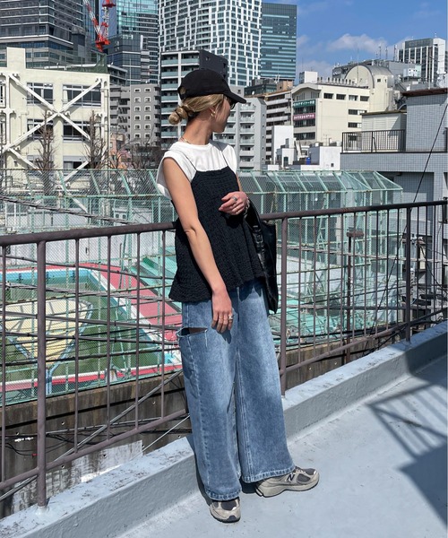 feepur（フェピュール）の「サイドスリットストレートワイドデニム（デニムパンツ・レディース・ブラック/ブルー/サックスブルー・MEDIUM/SMALL）」の7枚目の写真