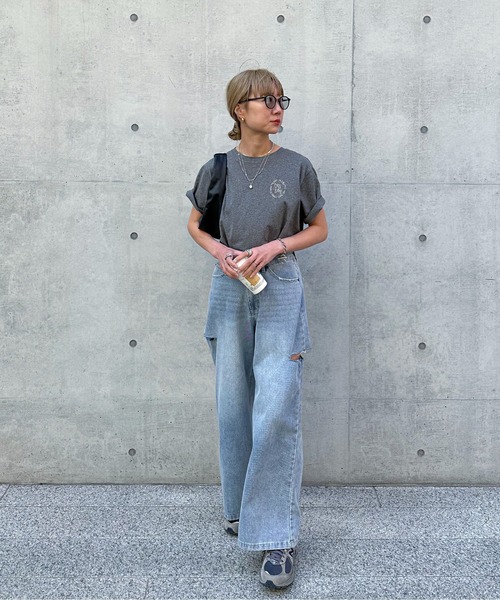 feepur（フェピュール）の「サイドスリットストレートワイドデニム（デニムパンツ・レディース・ブラック/ブルー/サックスブルー・MEDIUM/SMALL）」の16枚目の写真